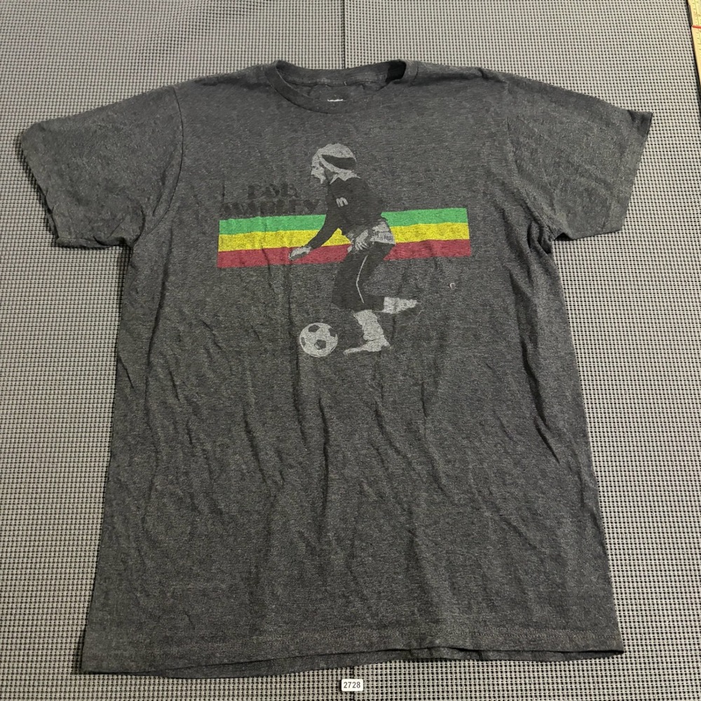 Bob Marley Soccer Graphic T-Shirt Gray Rasta Stripe Mens Size L